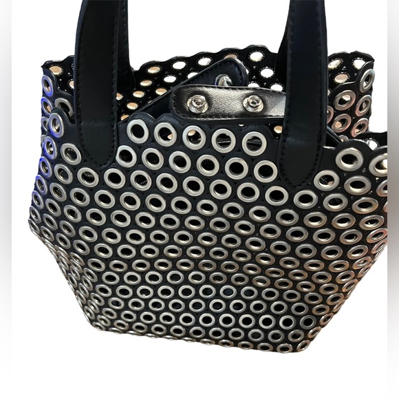 Biker style no name black & silver tote & removable insert. NWOT - Picture 2 of 10